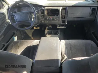 2001 Dodge Dakota Sport with VIN 1B7GG2AN71S105088, listed as a Copart auction lot 42582725 with 0 mi miles and Salvage Title. Bid and sale history available at carsss.com. Image 8.