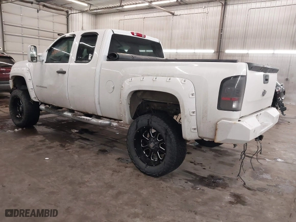2009 Chevrolet Silverado 1500 LT with VIN 1GCEK29079Z200459, listed as a IAAI auction lot 41606705 with 313,817 mi miles. Bid and sale history available at carsss.com. Image 3.