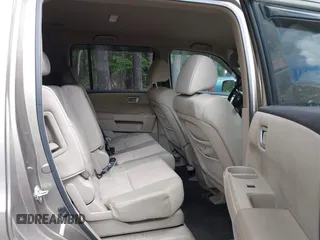 2009 Honda Pilot EX with VIN 5FNYF48409B041002, listed as a IAAI auction lot 42252034 with 116,938 mi miles and . Bid and sale history available at DreamBid. Image 8.