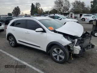 2017 Kia Niro EX with VIN KNDCC3LC9H5055556, listed as a Copart auction lot 89217215 with 115,597 mi miles and Salvage Title. Bid and sale history available at carsss.com. Image 4.