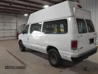 2008 Ford Econoline Cargo Commercial with VIN 1FTNE24W08DB58117, listed as a IAAI auction lot 41794228 with 217,648 mi miles and . Bid and sale history available at carsss.com. Image 3.