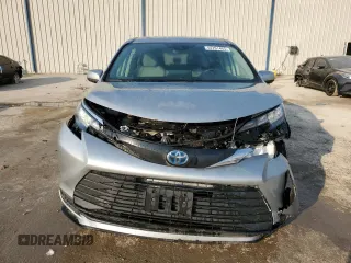 2023 Toyota Sienna LE with VIN 5TDKRKEC8PS152287, listed as a Copart auction lot 44791465 with 99,766 mi miles and Salvage Title. Bid and sale history available at carsss.com. Image 5.