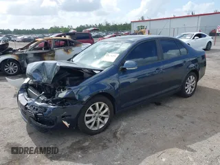 2010 Volkswagen Jetta SEL with VIN 3VWRX7AJ4AM155780, listed as a IAAI auction lot 42670291 with 146,409 mi miles and . Bid and sale history available at DreamBid. Image 17.