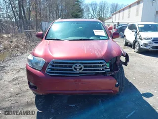 2009 Toyota Highlander Sport with VIN JTEES43A692116442, listed as a IAAI auction lot 41901241 with 316,874 mi miles. Bid and sale history available at carsss.com. Image 12.