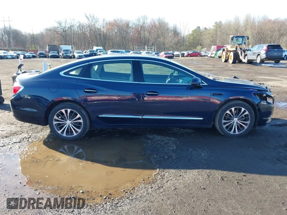 2017 Buick LaCrosse Essence with VIN 1G4ZP5SS4HU126375, listed as a IAAI auction lot 41988131 with 121,999 mi miles. Bid and sale history available at carsss.com. Image 13.
