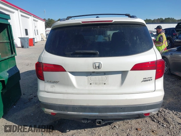 2016 Honda Pilot Elite with VIN 5FNYF6H05GB019292, listed as a IAAI auction lot 41668830 with 170,718 mi miles. Bid and sale history available at carsss.com. Image 17.