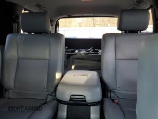 2019 Toyota Sequoia Platinum with VIN 5TDDY5G14KS171243, listed as a Copart auction lot 86040924 with 58,947 mi miles and Salvage Title. Bid and sale history available at carsss.com. Image 10.
