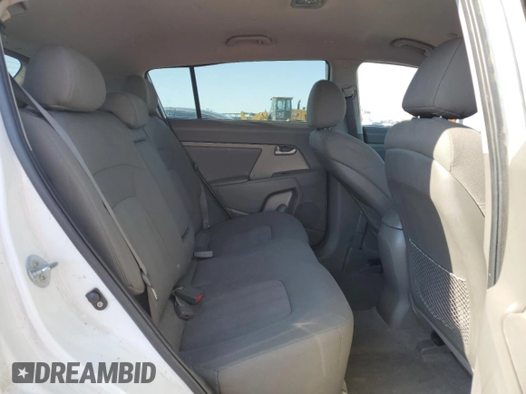 2011 Kia Sportage LX with VIN KNDPBCA21B7043430, listed as a Copart auction lot 62147965 with 201,807 mi miles and Clean title. Bid and sale history available at DreamBid. Image 11.