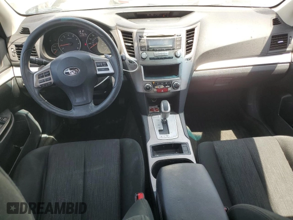 2014 Subaru Outback 2.5i with VIN 4S4BRCAC7E3272944, listed as a Copart auction lot 61164435 with 117,391 mi miles and Salvage title. Bid and sale history available at DreamBid. Image 8.