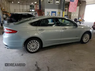 2013 Ford Fusion Titanium with VIN 3FA6P0SU3DR284760, listed as a Copart auction lot 62600625 with 109,143 mi miles and Clean title. Bid and sale history available at DreamBid. Image 3.