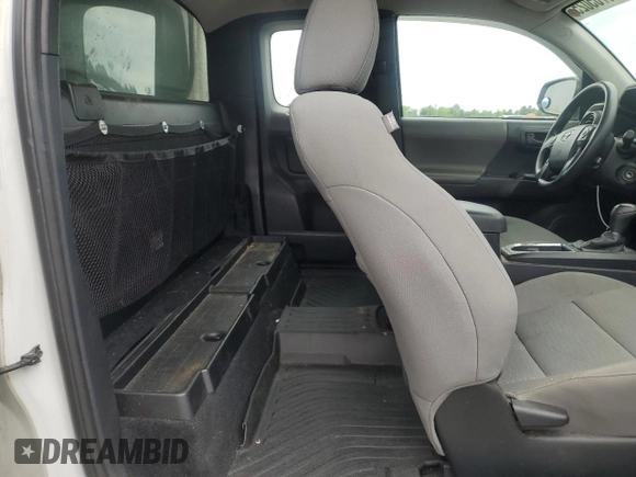 2018 Toyota Tacoma SR z VIN 5TFRX5GN4JX109409, wystawiony jako Copart lot #56705025 z przebiegiem 155 096 mil mil oraz Czysty tytuł • Clean title. Historia ofert i sprzedaży dostępna na DreamBid. Obrazek 10.
