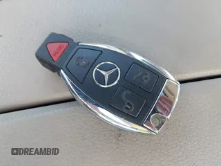 2013 Mercedes-Benz C 300 Sport z VIN WDDGF8AB2DR287909, wystawiony jako IAAI lot #42144796 z przebiegiem 171 534 mil mil oraz . Historia ofert i sprzedaży dostępna na DreamBid. Obrazek 11.