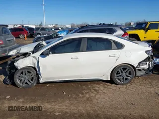 2021 Kia Forte GT-Line with VIN 3KPF34AD6ME305283, listed as a IAAI auction lot 41434409 with 50,041 mi miles. Bid and sale history available at carsss.com. Image 15.