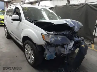 2009 Mitsubishi Outlander SE with VIN JA4LS31W49Z000940, listed as a IAAI auction lot 42044608 with 127,990 mi miles. Bid and sale history available at carsss.com. Image 1.
