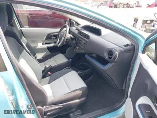 2013 Toyota Prius c One with VIN JTDKDTB31D1049603, listed as a IAAI auction lot 41831397 with 110,480 mi miles. Bid and sale history available at carsss.com. Image 5.