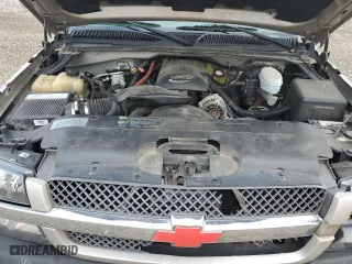2004 Chevrolet Silverado 1500 LS with VIN 2GCEK19T341264147, listed as a Copart auction lot 81080944 with 273,431 mi miles and Salvage Title. Bid and sale history available at carsss.com. Image 12.