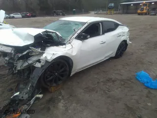 2017 Nissan Maxima SV with VIN 1N4AA6AP5HC445964, listed as a IAAI auction lot 41555764 with 86,662 mi miles. Bid and sale history available at carsss.com. Image 18.