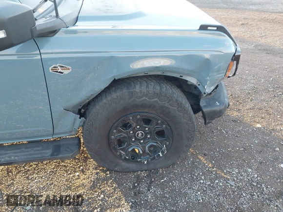 2022 Ford Bronco с VIN 1FMEE5DP3NLB22848, выставлен на аукционе IAAI как лот 41389445 с пробегом 30 043 миль миль и . История ставок и продаж доступна на DreamBid. Изображение 6.