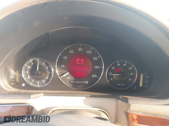 2004 Mercedes-Benz E 320 with VIN WDBUF65J14A406498, listed as a IAAI auction lot 41770209 with 218,514 mi miles and . Bid and sale history available at carsss.com. Image 7.