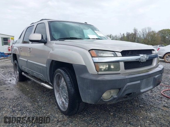 2004 Chevrolet Avalanche Z71 with VIN 3GNEK12T24G147409, listed as a IAAI auction lot 41843423 with 265,742 mi miles. Bid and sale history available at carsss.com. Image 6.