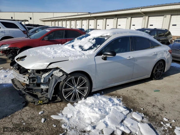 2019 Toyota Avalon XLE with VIN 4T1BZ1FB1KU008709, listed as a Copart auction lot 88530155 with NaN miles and Salvage Title. Bid and sale history available at carsss.com. Image 1.