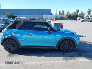 2019 MINI Convertible Cooper S with VIN WMWWG9C50K3J31011, listed as a IAAI auction lot 41332186 with 82,105 mi miles. Bid and sale history available at carsss.com. Image 13.