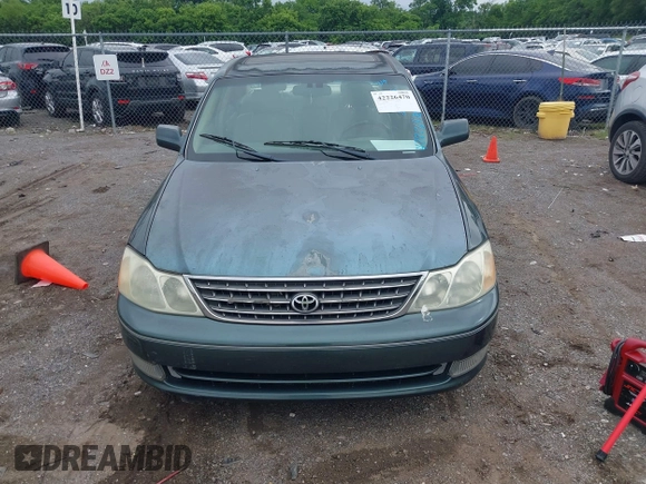 2003 Toyota Avalon XL with VIN 4T1BF28B63U294358, listed as a IAAI auction lot 42226470 with 256,405 mi miles and . Bid and sale history available at carsss.com. Image 6.