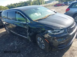 2022 Chrysler Pacifica Hybrid Limited z VIN 2C4RC1S78NR165418, wystawiony jako IAAI lot #41943798 z przebiegiem 112 873 mil mil oraz . Historia ofert i sprzedaży dostępna na DreamBid. Obrazek 1.