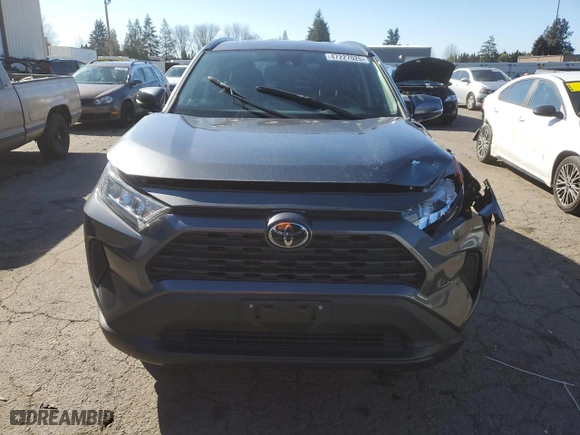 2020 Toyota RAV4 LE with VIN 2T3G1RFV8LC135425, listed as a Copart auction lot 47227025 with 15,817 mi miles and Salvage Title. Bid and sale history available at carsss.com. Image 5.