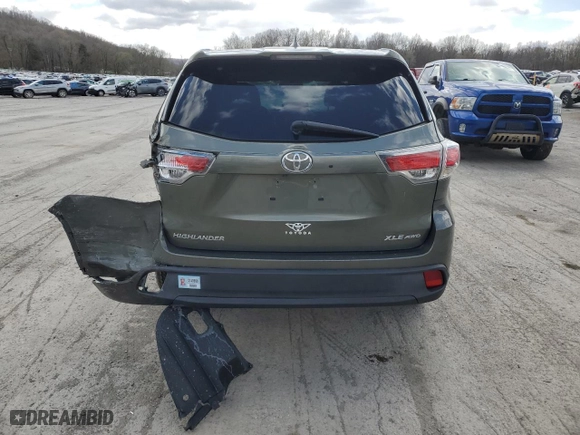 2015 Toyota Highlander XLE with VIN 5TDJKRFH9FS196185, listed as a Copart auction lot 51754925 with 117,538 mi miles and Salvage Title. Bid and sale history available at carsss.com. Image 6.