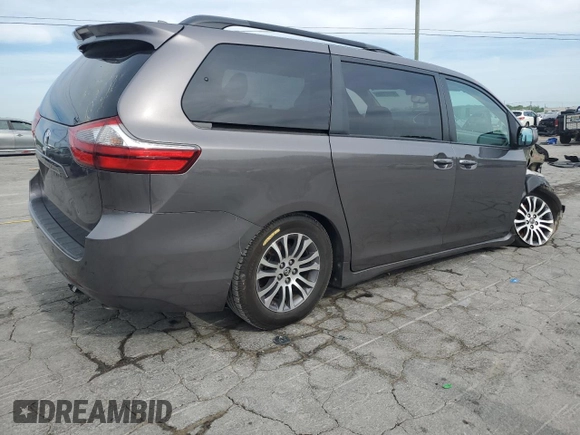 2020 Toyota Sienna XLE Auto Access Seat with VIN 5TDYZ3DC4LS039447, listed as a Copart auction lot 53997095 with 71,998 mi miles and Clean Title. Bid and sale history available at DreamBid. Image 3.