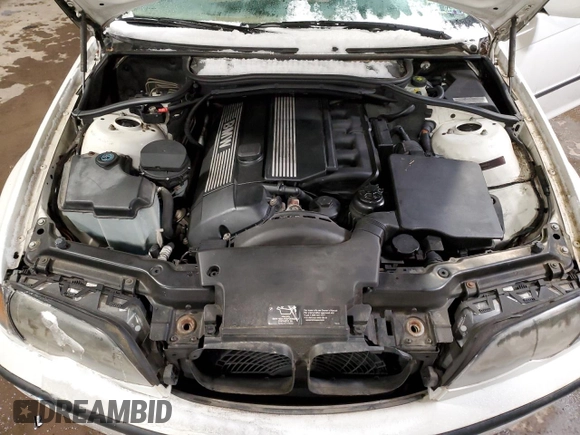 2005 BMW 3 Series 325xi with VIN WBAEU33455PR14573, listed as a Copart auction lot 42091735 with 139,344 mi miles and Salvage Title. Bid and sale history available at carsss.com. Image 11.