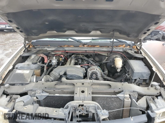 2007 GMC Sierra 1500 Work Truck with VIN 1GTEC14C67Z583865, listed as a Copart auction lot 54379175 with 283,321 mi miles and Clean title. Bid and sale history available at DreamBid. Image 11.