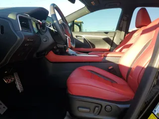 2022 Lexus RX 350 F Sport z VIN 2T2SZMDA3NC368626, wystawiony jako Copart lot #76358904 z przebiegiem Nie podano mil oraz Szkoda całkowita • Salvage title. Historia ofert i sprzedaży dostępna na DreamBid. Obrazek 7.