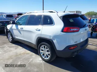 2016 Jeep Cherokee Altitude with VIN 1C4PJLCB6GW200348, listed as a IAAI auction lot 40791569 with 95,600 mi miles. Bid and sale history available at carsss.com. Image 3.