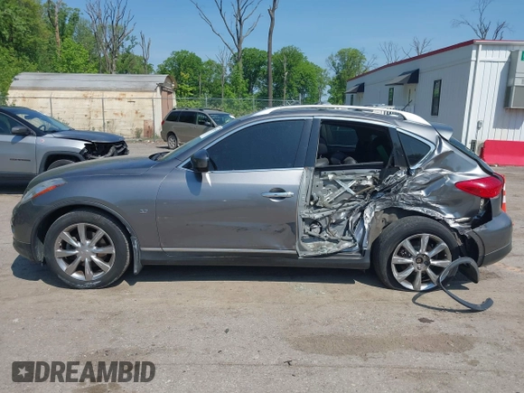 2015 Infiniti QX50 Journey z VIN JN1BJ0HR7FM770564, wystawiony jako IAAI lot #42139055 z przebiegiem 88 121 mil mil oraz . Historia ofert i sprzedaży dostępna na DreamBid. Obrazek 14.
