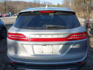 2019 Lincoln MKC Select with VIN 5LMCJ2D97KUL16479, listed as a IAAI auction lot 41789894 with 45,700 mi miles. Bid and sale history available at carsss.com. Image 16.