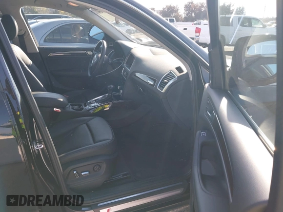 2014 Audi Q5 Prestige with VIN WA1WGAFP5EA126401, listed as a IAAI auction lot 41361479 with 32,551 mi miles and . Bid and sale history available at DreamBid. Image 5.