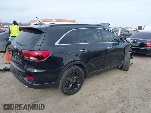 2019 Kia Sorento LX with VIN 5XYPG4A52KG607851, listed as a IAAI auction lot 38852510 with 72,723 mi miles and . Bid and sale history available at DreamBid. Image 4.