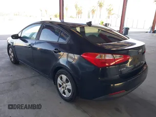 2016 Kia Forte LX with VIN KNAFK4A60G5581458, listed as a IAAI auction lot 42089089 with 118,083 mi miles. Bid and sale history available at carsss.com. Image 3.