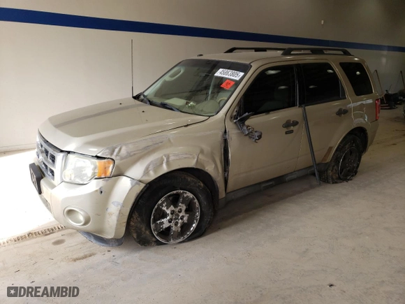 2010 Ford Escape XLT with VIN 1FMCU0D77AKD34150, listed as a Copart auction lot 45863805 with 183,456 mi miles and Salvage Title. Bid and sale history available at carsss.com. Image 1.