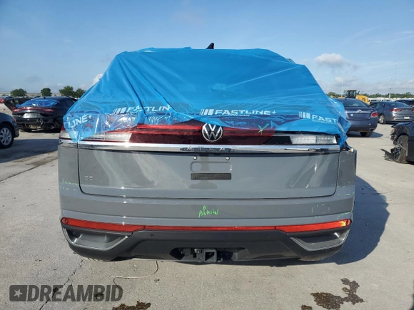2024 Volkswagen Atlas SE z VIN 1V2WE2CA2RC262320, wystawiony jako Copart lot #57114235 z przebiegiem 5 513 mil mil oraz Szkoda całkowita • Salvage title. Historia ofert i sprzedaży dostępna na DreamBid. Obrazek 6.