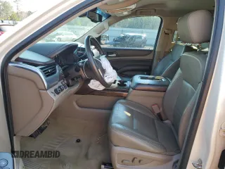 2015 Chevrolet Tahoe LT z VIN 1GNSKBKCXFR706085, wystawiony jako Copart lot #46638585 z przebiegiem 179 485 mil mil oraz Szkoda całkowita • Salvage title. Historia ofert i sprzedaży dostępna na DreamBid. Obrazek 7.