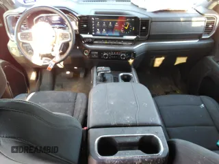 2024 Chevrolet Silverado 1500 LT with VIN 2GCPACEDXR1135786, listed as a Copart auction lot 60691394 with 25,606 mi miles and Salvage Title. Bid and sale history available at DreamBid. Image 8.