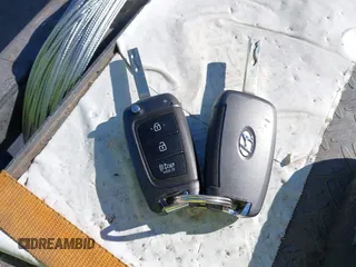 2021 Hyundai Palisade SE z VIN KM8R1DHE9MU284279, wystawiony jako IAAI lot #41681730 z przebiegiem 70 694 mil mil oraz . Historia ofert i sprzedaży dostępna na DreamBid. Obrazek 11.