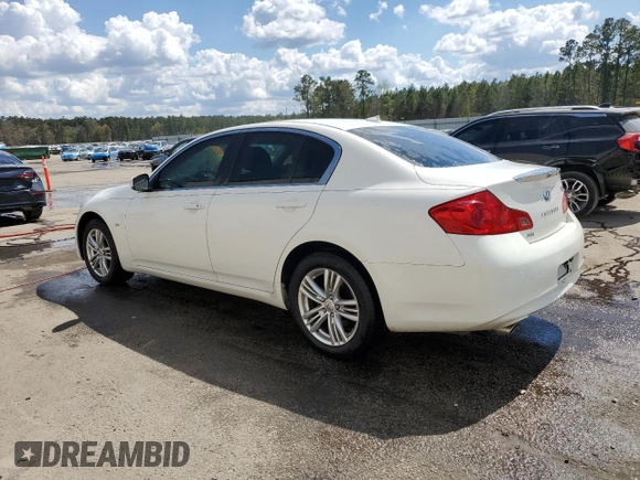 2015 Infiniti Q40 with VIN JN1CV6AR1FM521201, listed as a Copart auction lot 50913775 with 93,468 mi miles and Salvage Title. Bid and sale history available at DreamBid. Image 2.