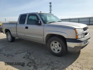 2005 Chevrolet Silverado 1500 LS z VIN 1GCEK19T55E193176, wystawiony jako Copart lot #52181185 z przebiegiem 418 180 mil mil oraz Czysty tytuł • Clean title. Historia ofert i sprzedaży dostępna na DreamBid. Obrazek 4.