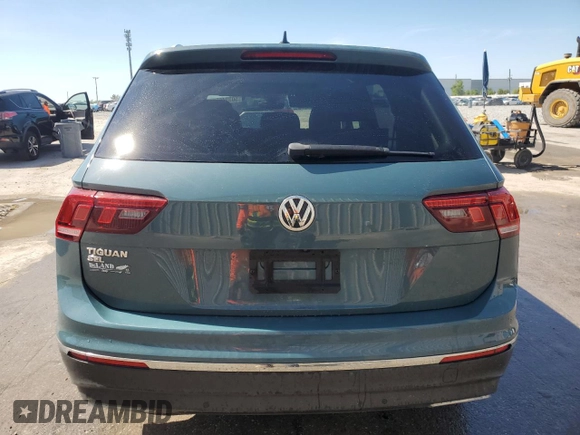 2020 Volkswagen Tiguan SE z VIN 3VV3B7AX7LM063594, wystawiony jako Copart lot #50394555 z przebiegiem 76 158 mil mil oraz Nie do naprawy • Non repairable. Historia ofert i sprzedaży dostępna na DreamBid. Obrazek 6.