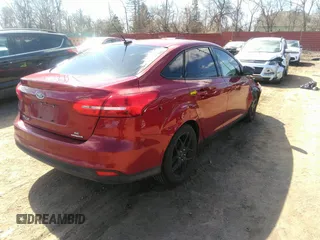 2016 Ford Focus SE with VIN 1FADP3F26GL251482, listed as a IAAI auction lot 41891466 with 111,277 mi miles. Bid and sale history available at carsss.com. Image 4.