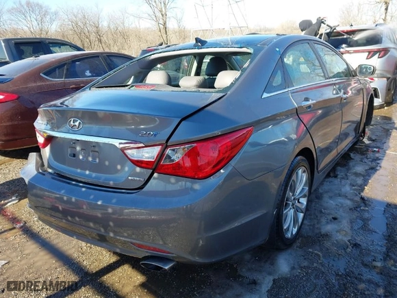 2012 Hyundai Sonata 2.0T SE with VIN 5NPEC4ABXCH411840, listed as a IAAI auction lot 41423420 with 161,181 mi miles. Bid and sale history available at carsss.com. Image 4.